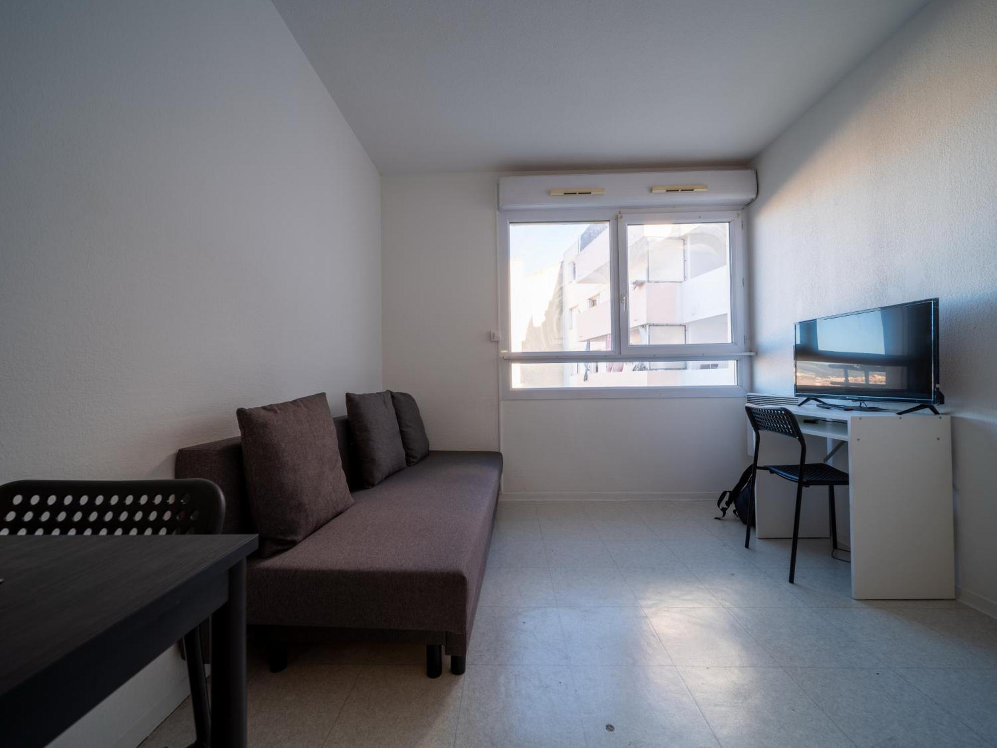 Appartement Tout Equipe A 6Min De La Gare St Charles Marseille Luaran gambar