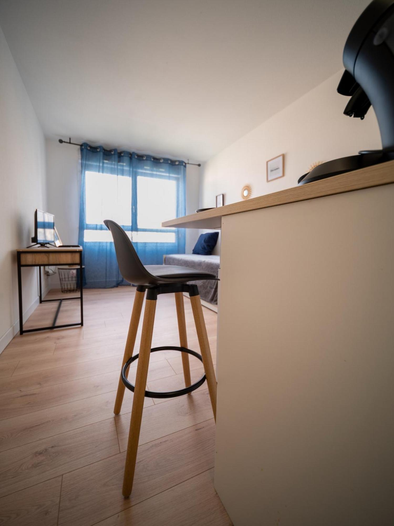 Appartement Tout Equipe A 6Min De La Gare St Charles Marseille Luaran gambar