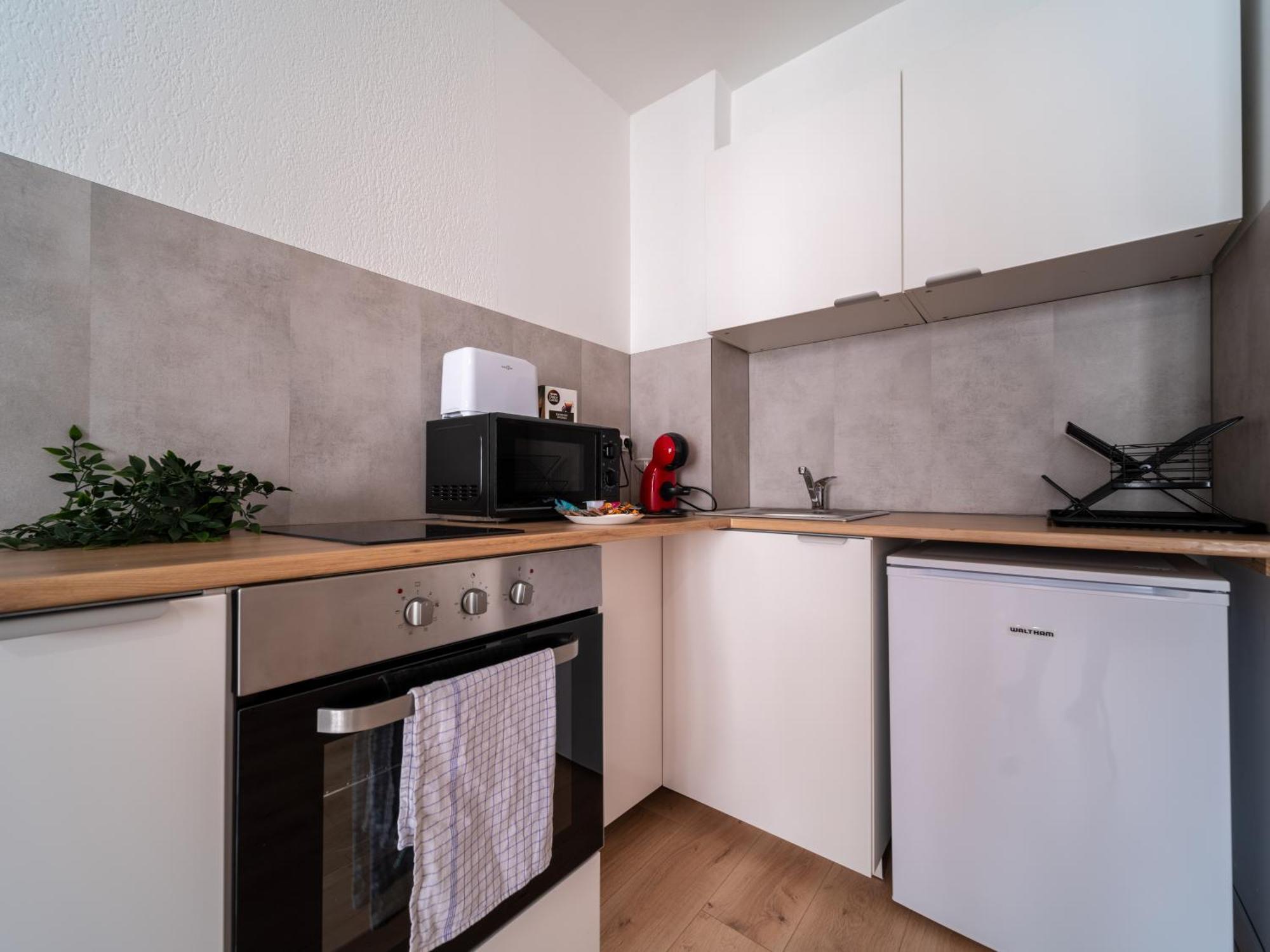 Appartement Tout Equipe A 6Min De La Gare St Charles Marseille Luaran gambar