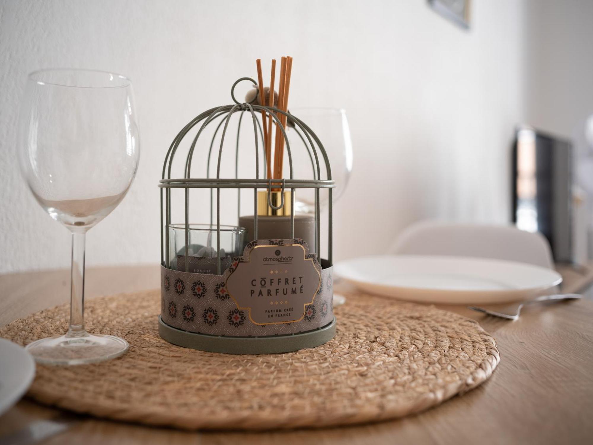 Appartement Tout Equipe A 6Min De La Gare St Charles Marseille Luaran gambar