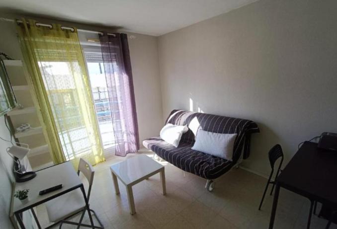 Appartement Tout Equipe A 6Min De La Gare St Charles Marseille Luaran gambar